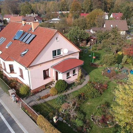 Apartment In Blossom Garden Nove Mesto pod Smrkem Exterior photo